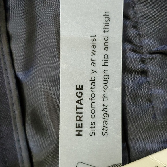 TALBOTS NWT. Black slacks,  heritage style. Size 8. Zipper front closure. - Picture 9 of 10